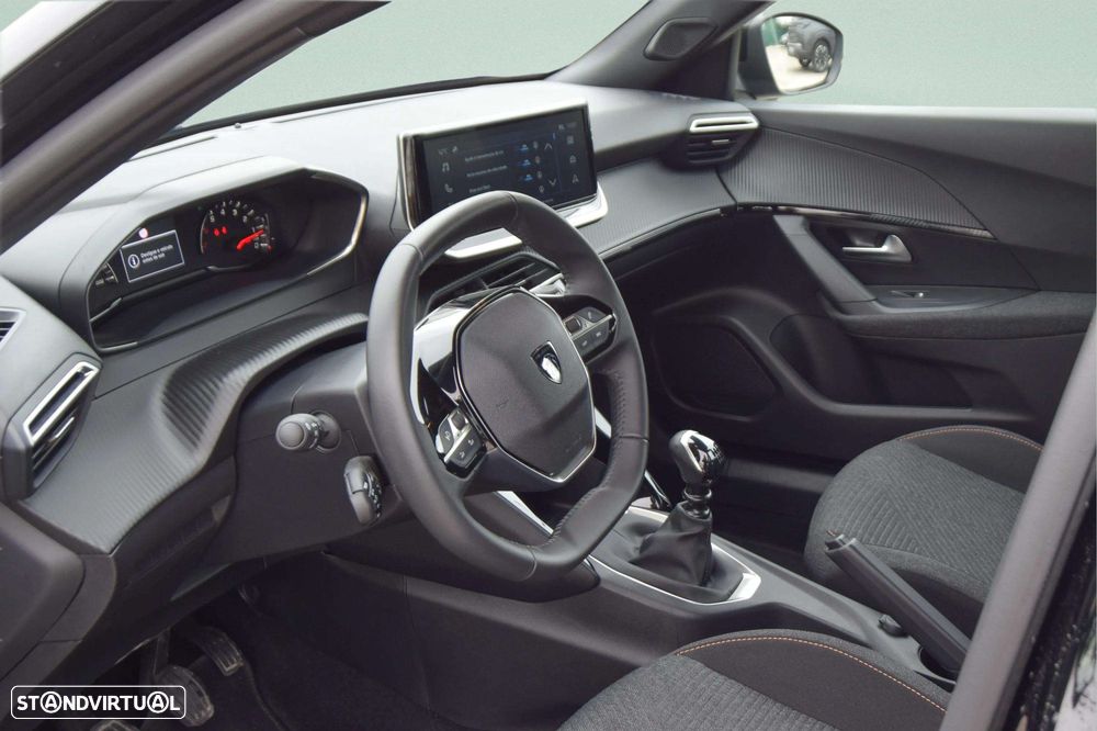 Peugeot 2008 1.2 PureTech Style - 9