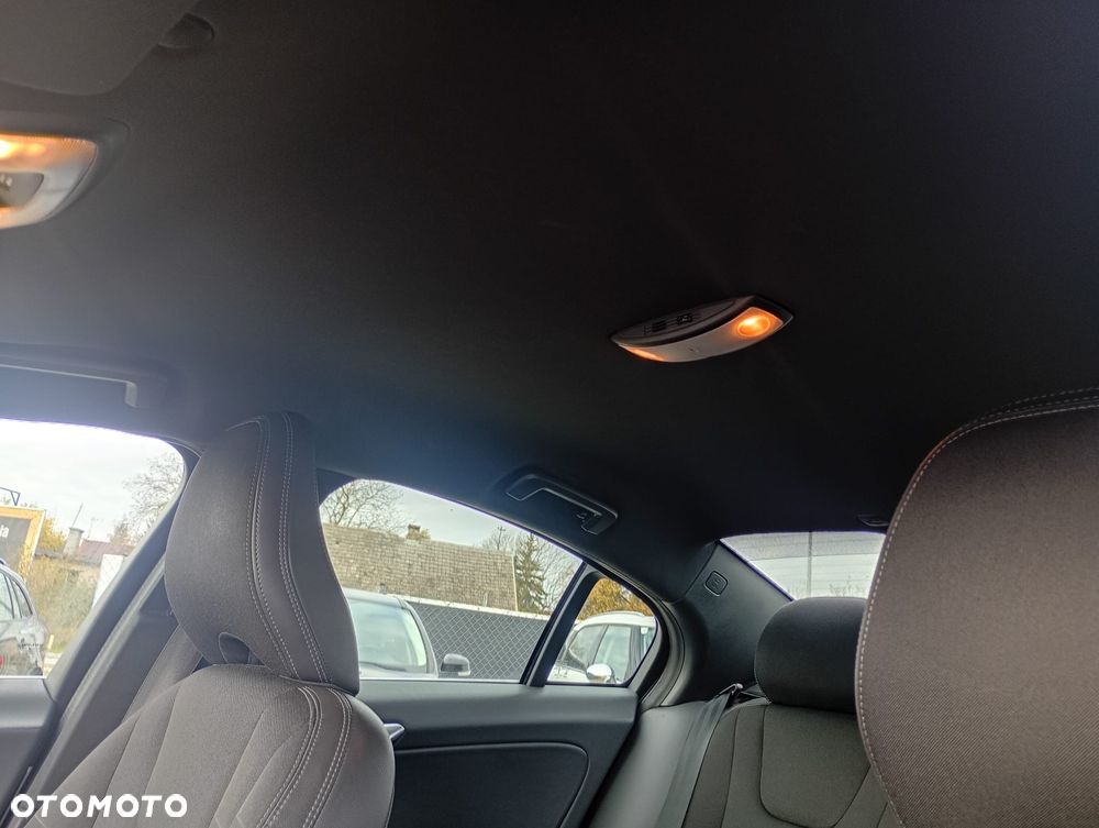 Volvo S60 D3 Drive-E Dynamic Edition (Momentum) - 22