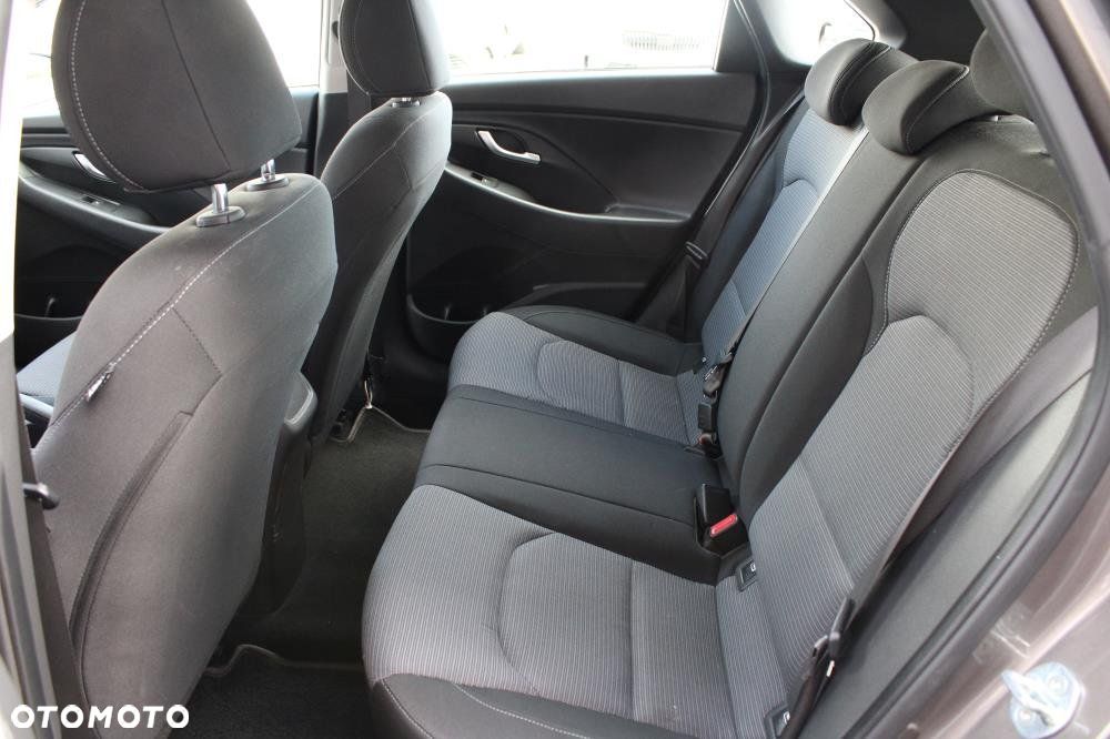 Hyundai i30 - 25