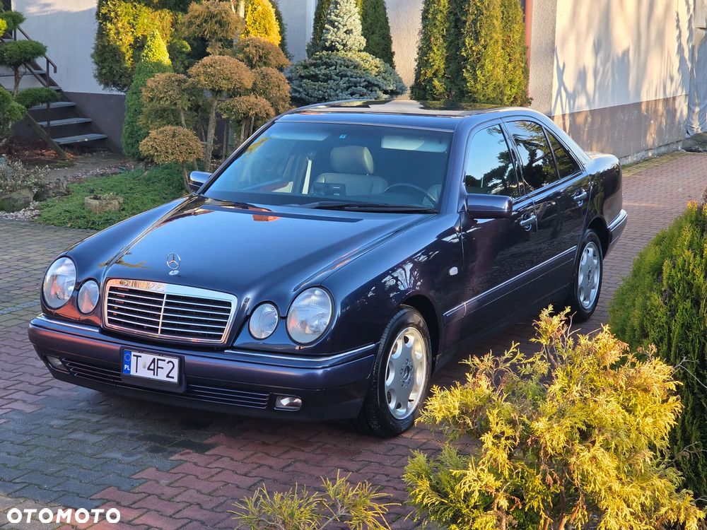 Mercedes-Benz Klasa E 320 Avantgarde - 1