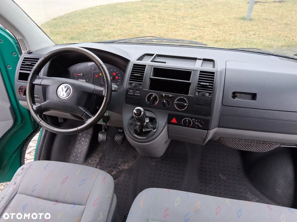 Volkswagen Transporter - 10