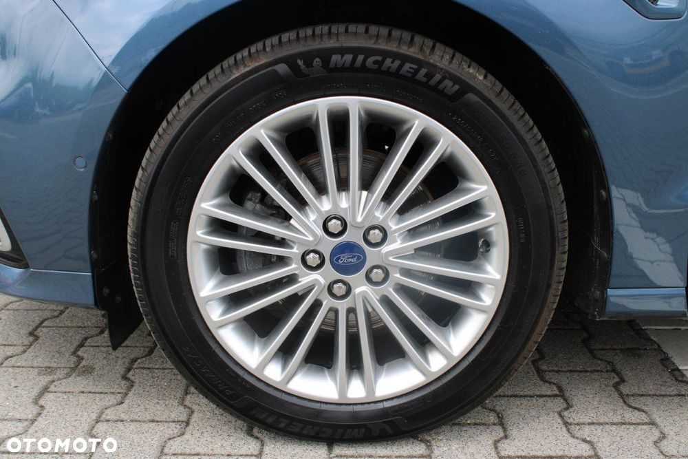 Ford S-Max - 9