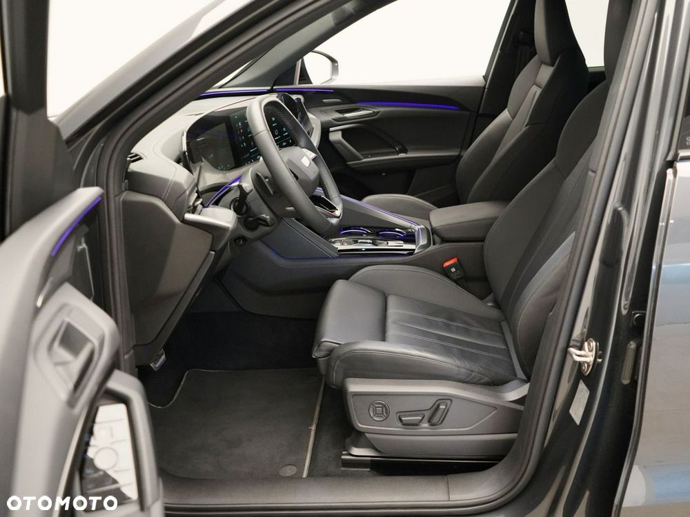 Audi Q5 Sportback - 12