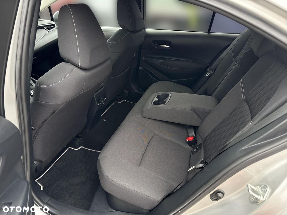 Toyota Corolla 1.8 Hybrid Comfort - 10