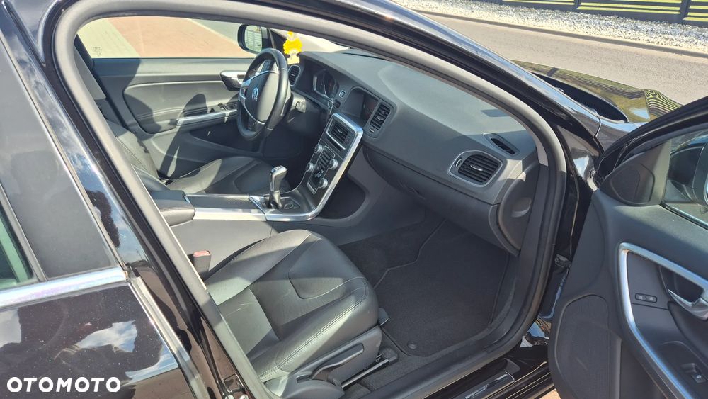 Volvo V60 D2 - 13