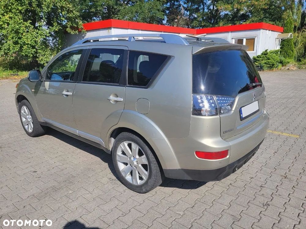 Mitsubishi Outlander 2.4 Instyle CVT - 7