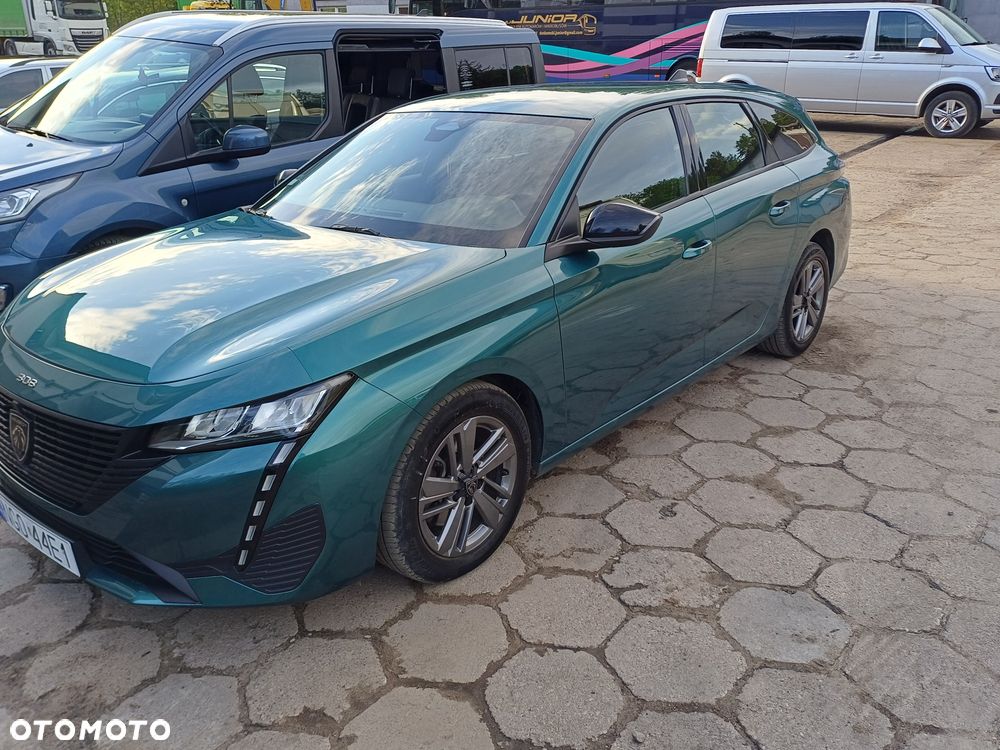 Peugeot 308 - 1