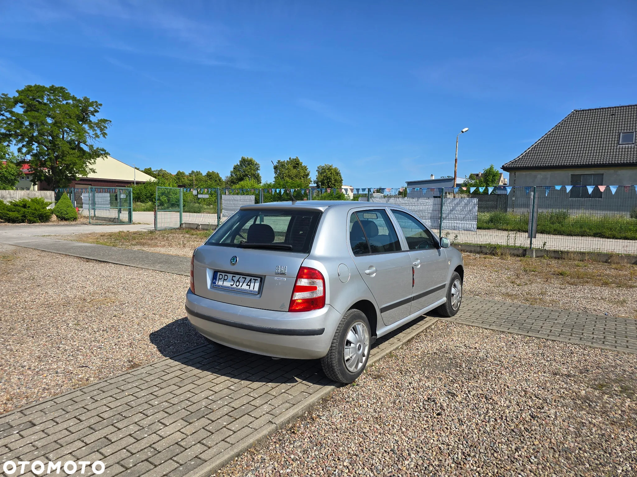 Skoda Fabia 1.2 HTP Ice Classic + - 6