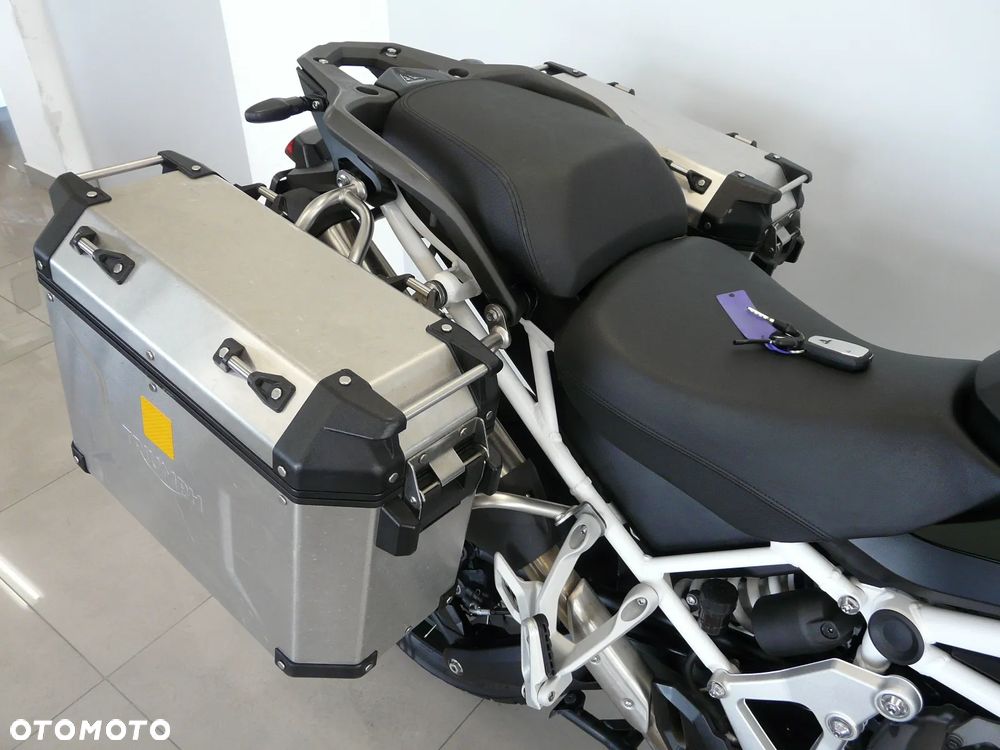 Triumph Tiger - 11