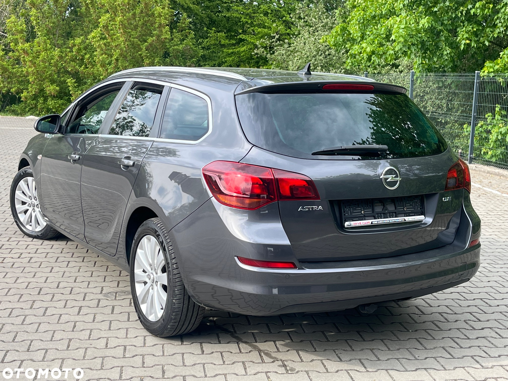Opel Astra IV 1.7 CDTI Cosmo - 5