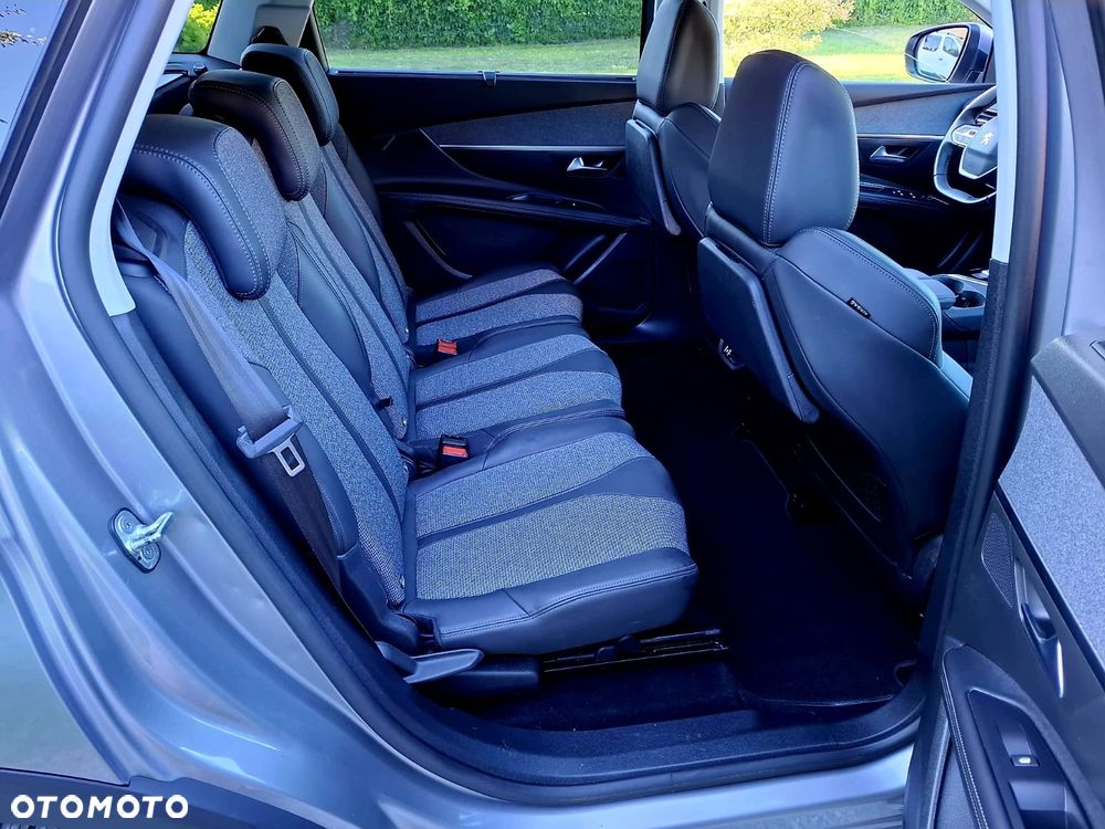Peugeot 5008 1.5 BlueHDi Active Pack S&S EAT8 - 26