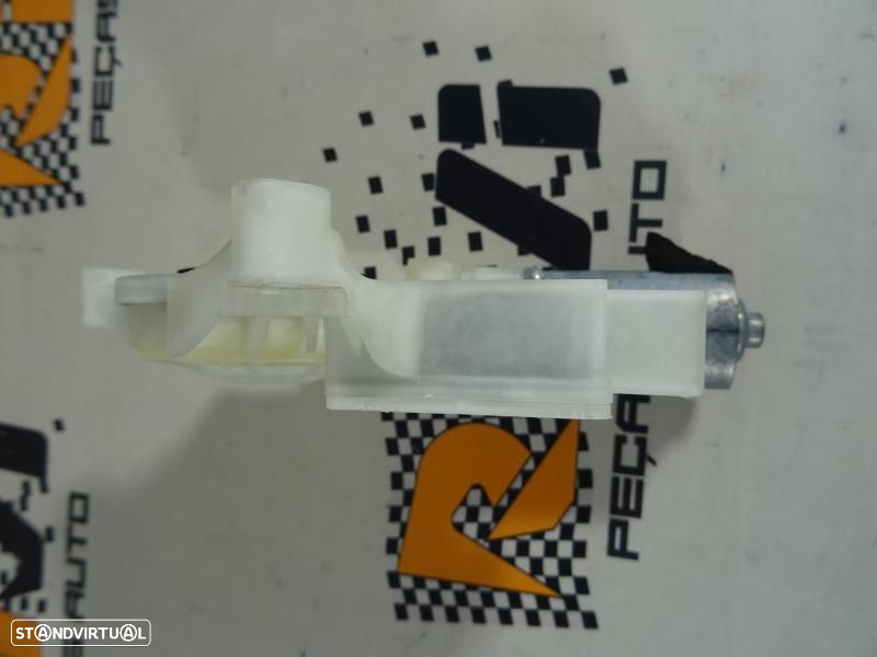 Motor Do Elevador De Vidro Frente Esquerdo Bmw 3 (G20)  8 495 865 / C8 - 5