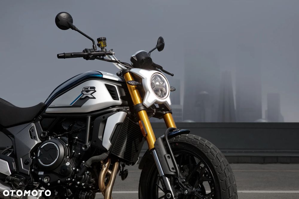 CFMoto 700CL-X Heritage - 2