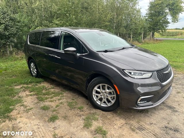 Chrysler Pacifica - 7