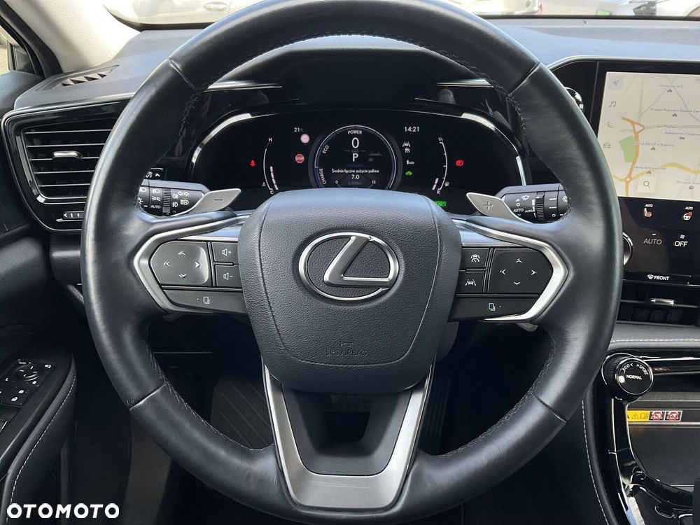 Lexus NX 350h Prestige AWD - 24