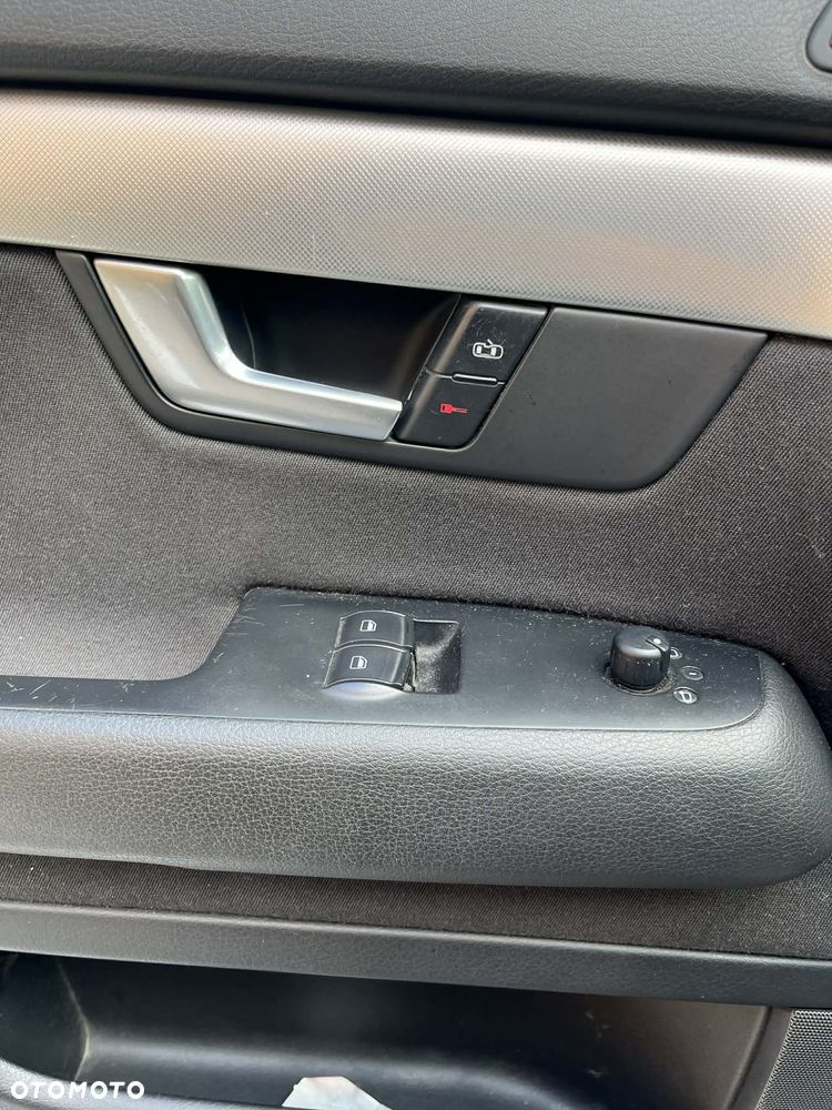 Audi A4 Avant 2.0 TDI - 9