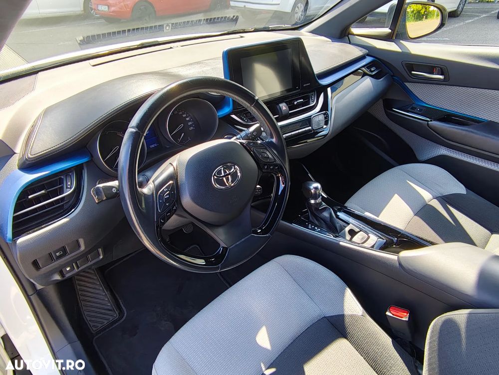 Toyota C-HR 1.8 HSD 122 CP 4x2 CVT C-ult Style bi-tone - 17