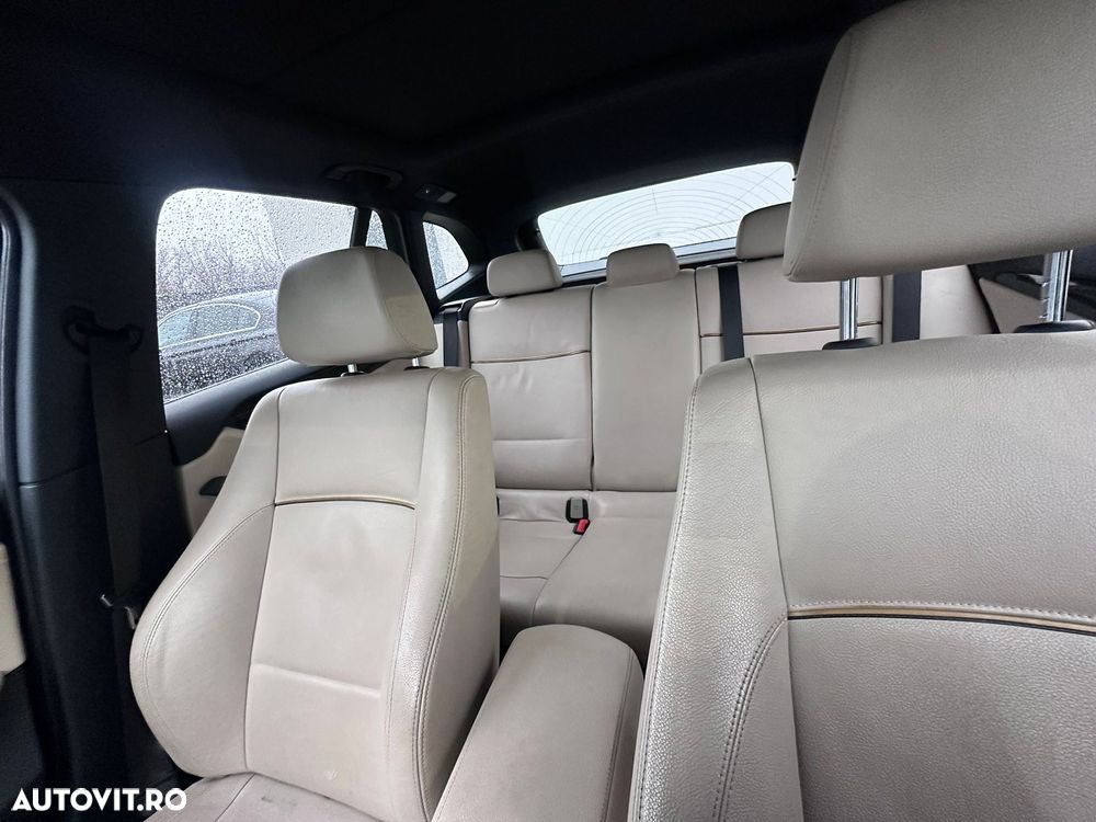 BMW X1 sDrive18d xLine - 4