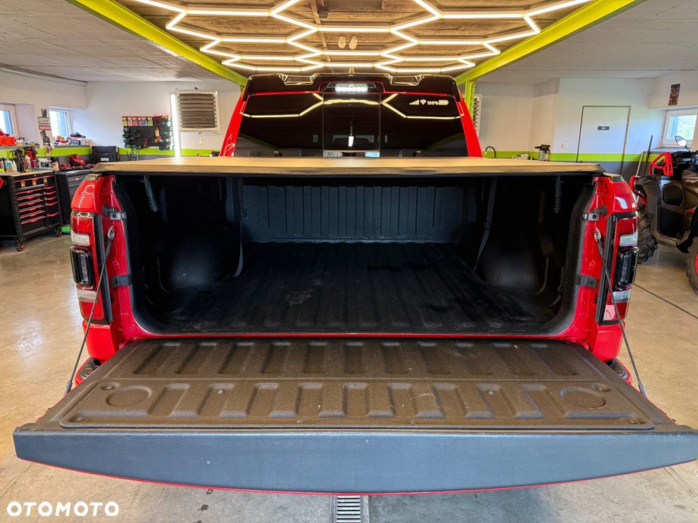Dodge RAM 5.7 4x4 - 32