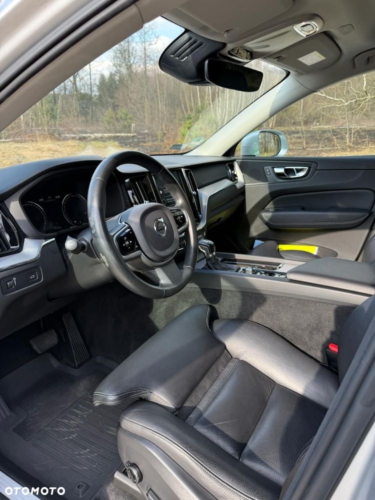 Volvo XC 60 T5 GPF Inscription - 11