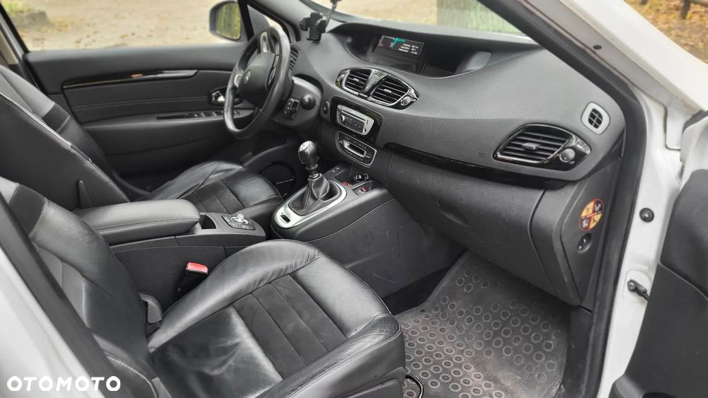 Renault Scenic dCi 160 Bose Edition - 18