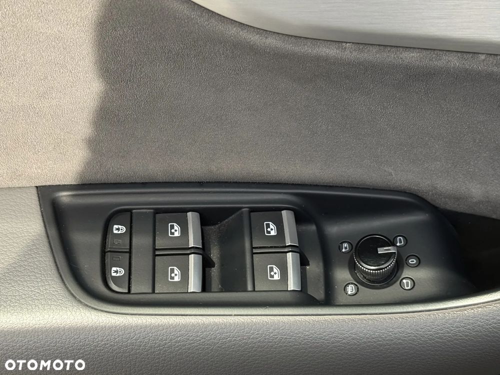 Audi SQ8 TDI mHEV Quattro Tiptronic - 22