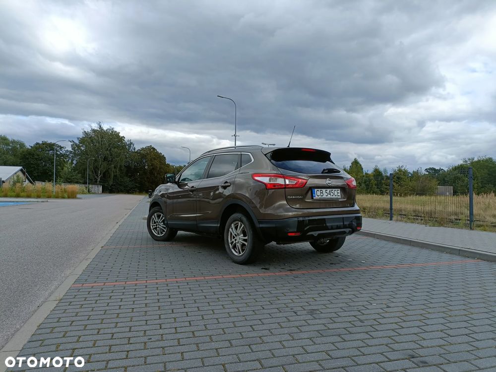 Nissan Qashqai 1.6 dCi Tekna S&S - 4