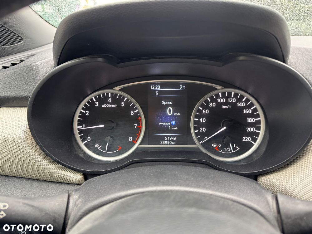 Nissan Micra 0.9 IG-T Tekna S&S - 8