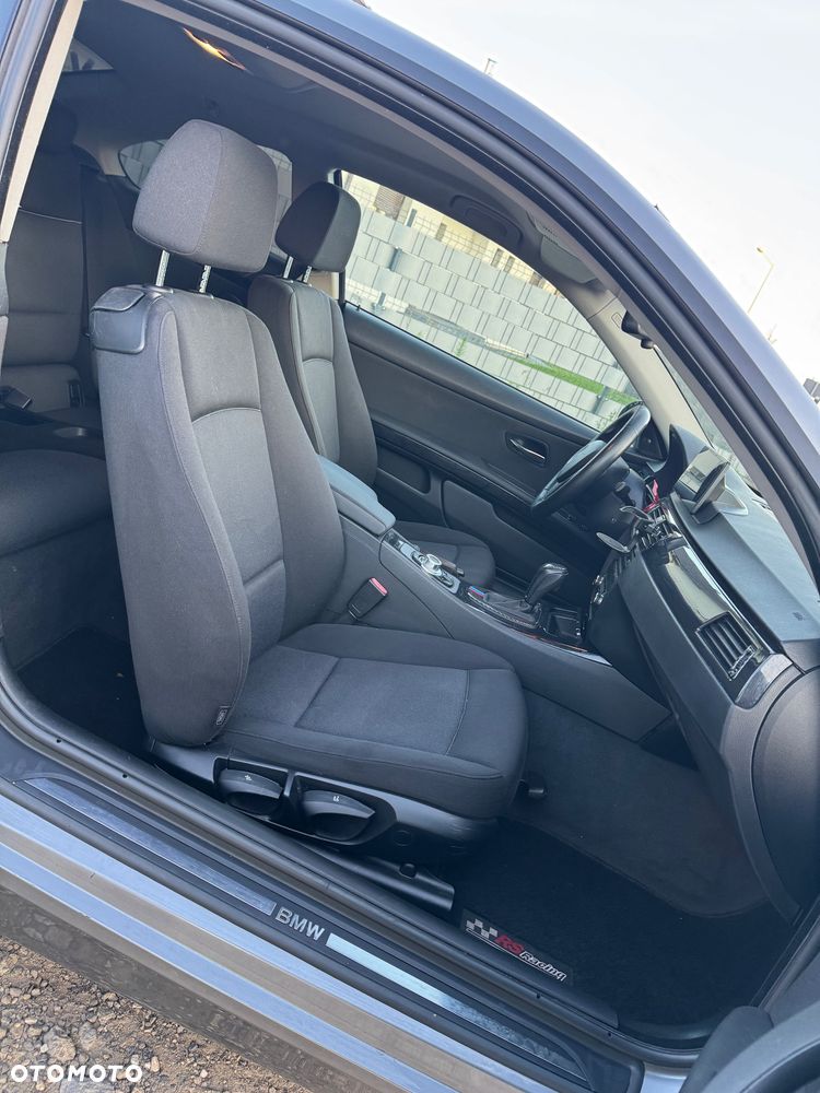 BMW Seria 3 320i - 22