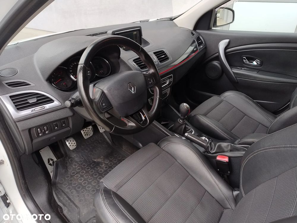 Renault Megane ENERGY dCi 130 GT LINE - 8