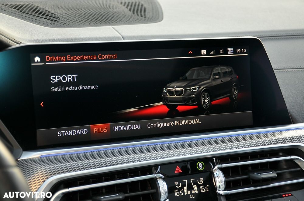 BMW X5 M M50i - 23