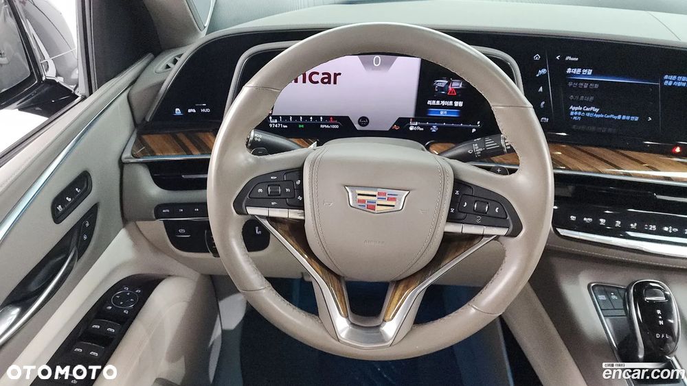 Cadillac Escalade - 7