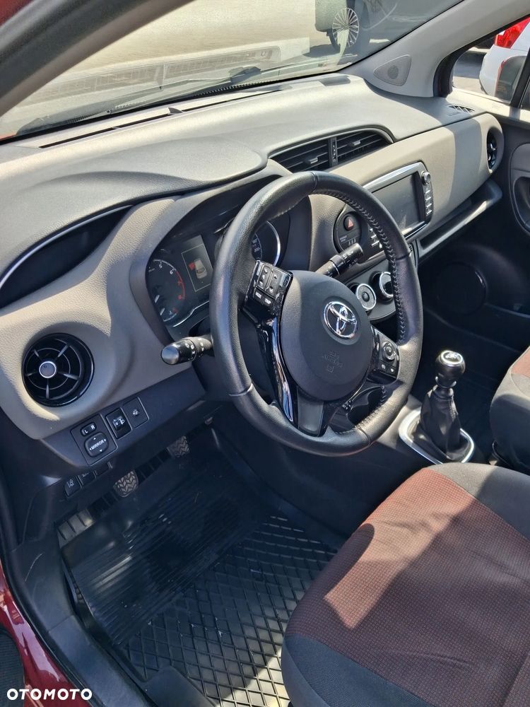 Toyota Yaris 1.5 Premium - 5
