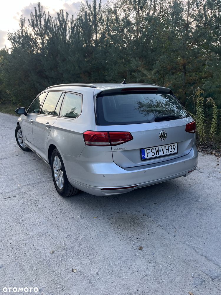 Volkswagen Passat - 8