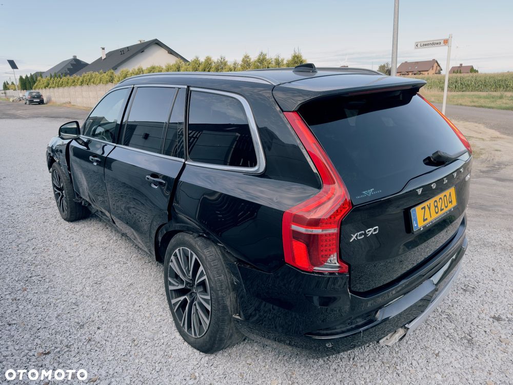 Volvo XC 90 D5 AWD Geartronic Momentum - 2