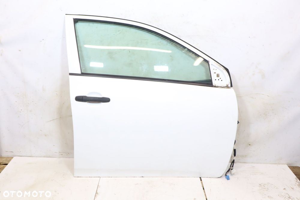 DRZWI PRAWY PRZÓD TOYOTA COROLLA X E15 040 SEDAN - 1