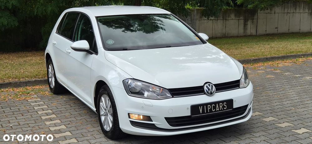 Volkswagen Golf 1.6 TDI Trendline DSG - 4
