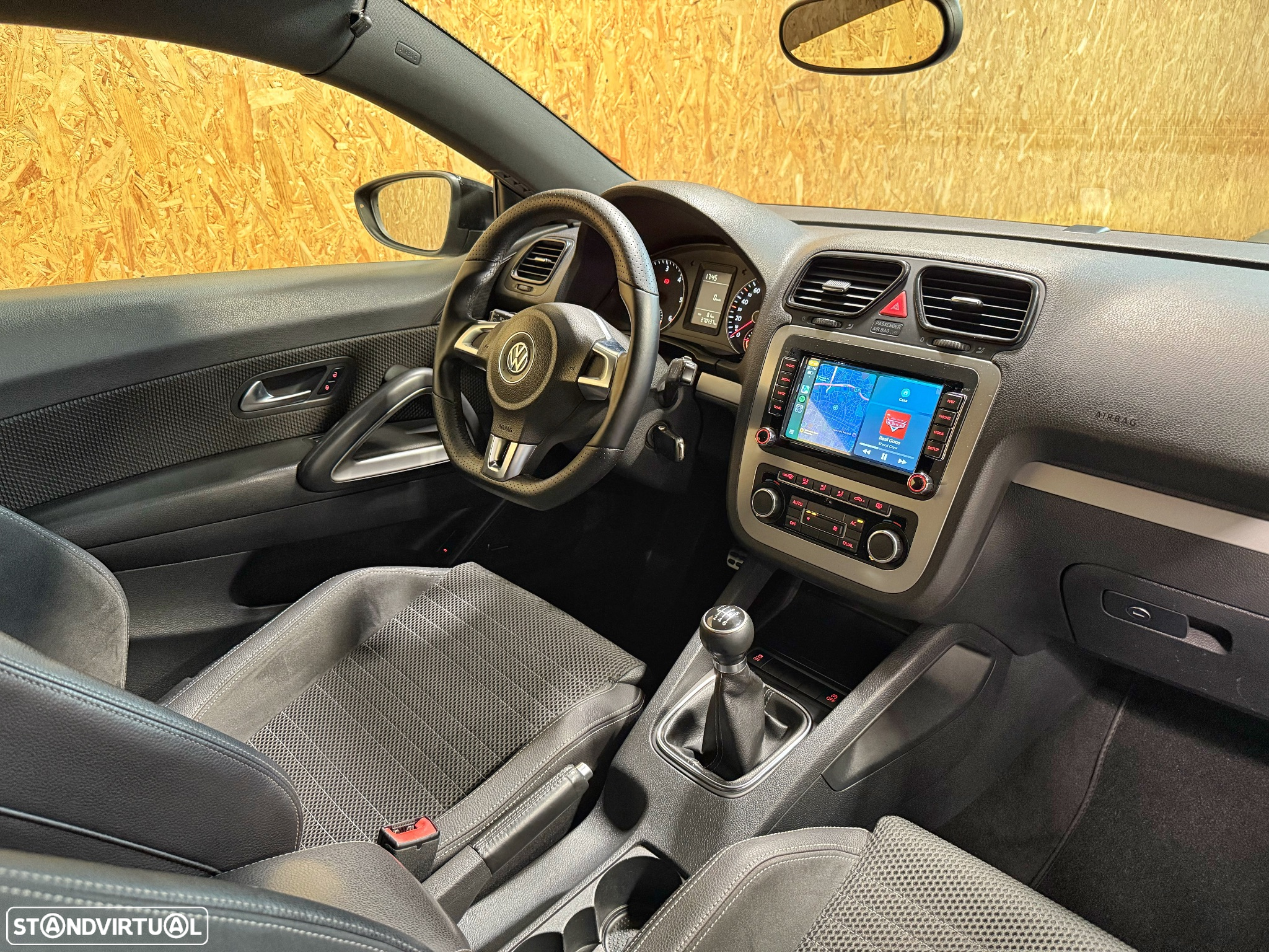 VW Scirocco 2.0 TDI Sport - 23