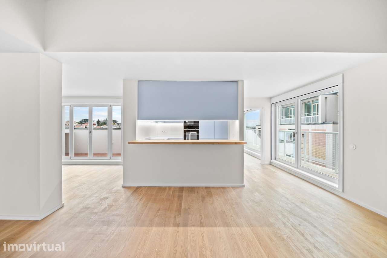 Apartamento T3 em Prédio de Requinte no Porto!