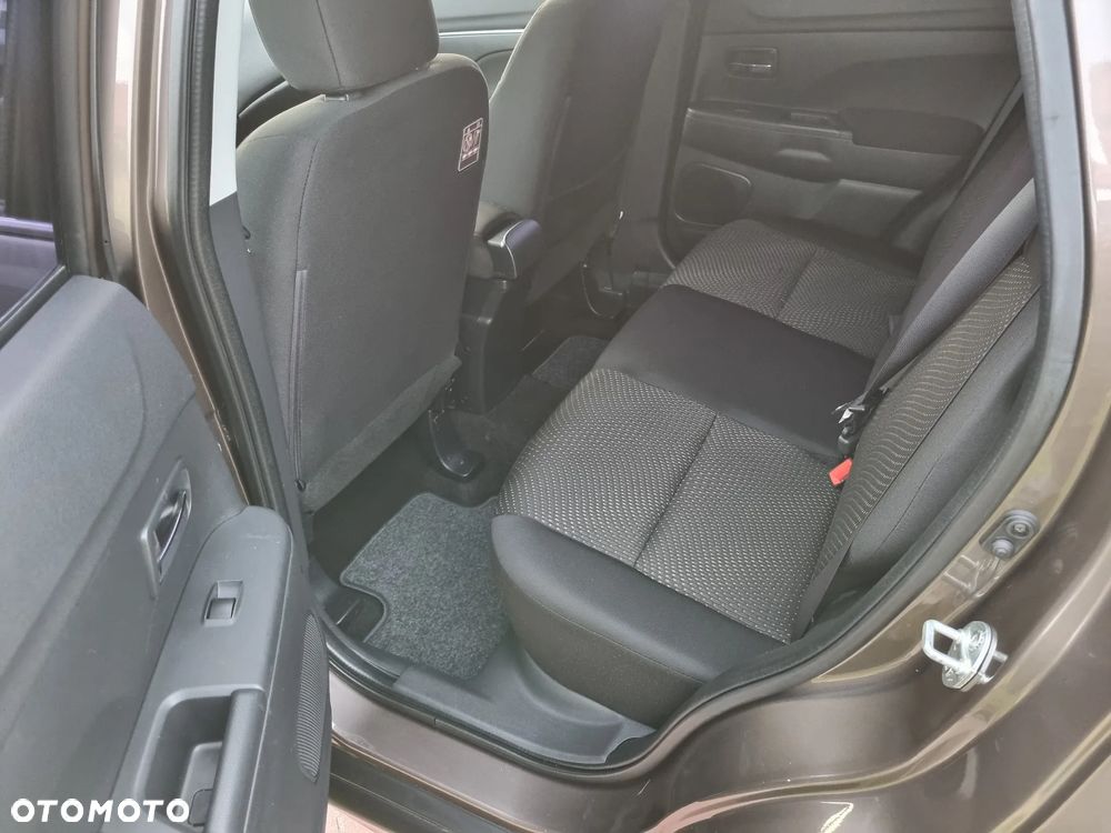 Mitsubishi ASX - 13