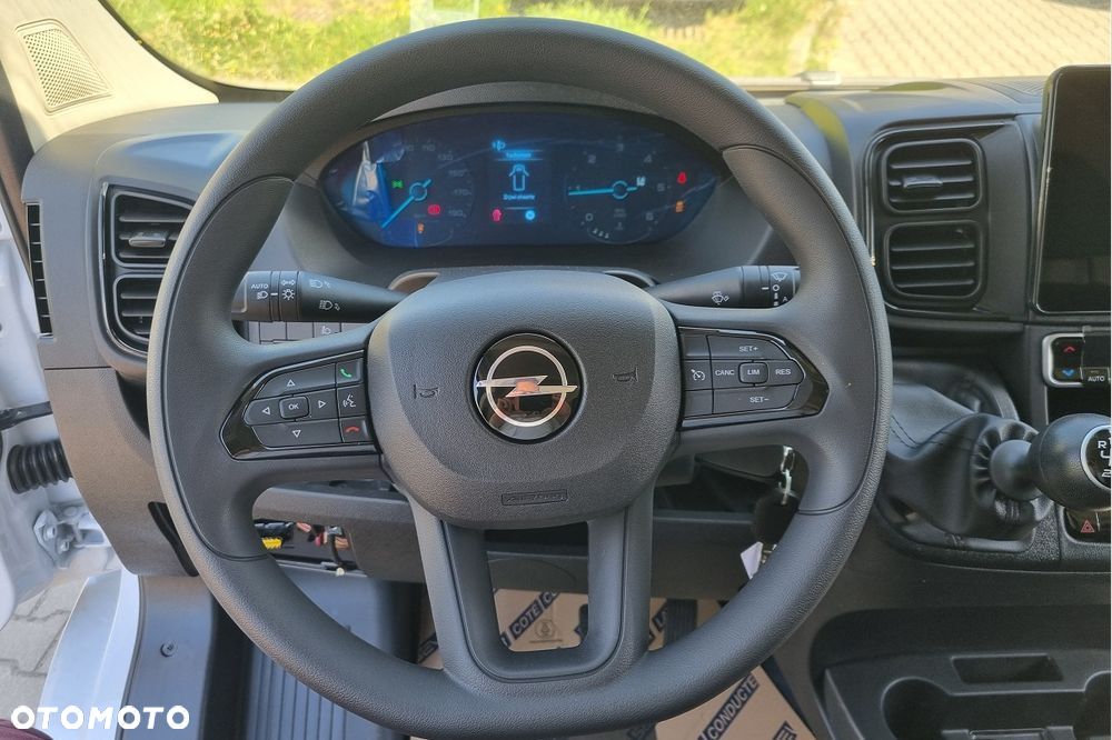 Opel Movano - 10