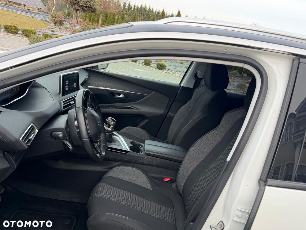 Peugeot 3008 BlueHDi 130 Stop & Start Allure Business-Paket - 22