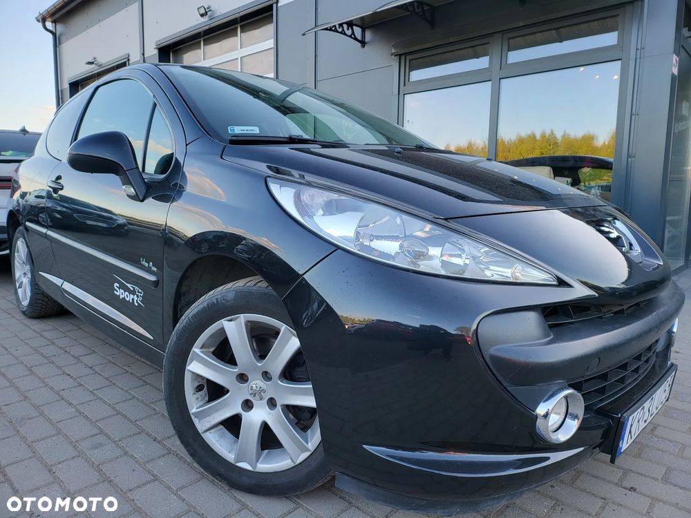 Peugeot 207 - 1