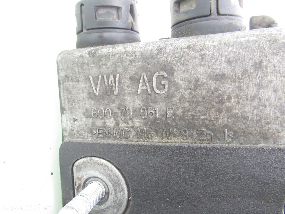 LEWAREK SKODA FABIA I 1.4 6Q0711049C 6Q0711061E - 2