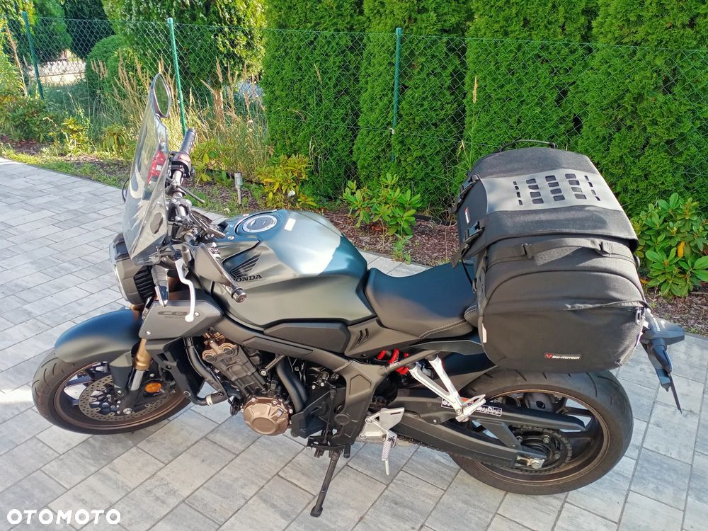 Honda CB - 8