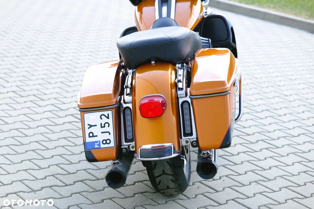 Harley-Davidson Touring Electra Glide - 11