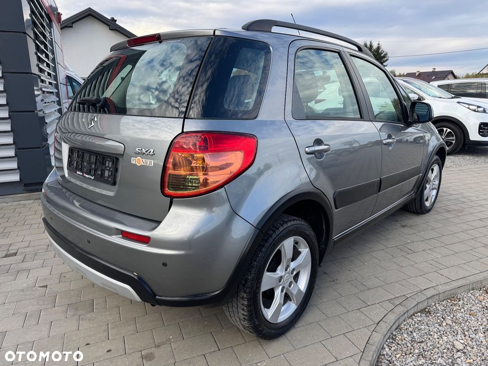 Suzuki SX4 1.6 DDiS Comfort - 4