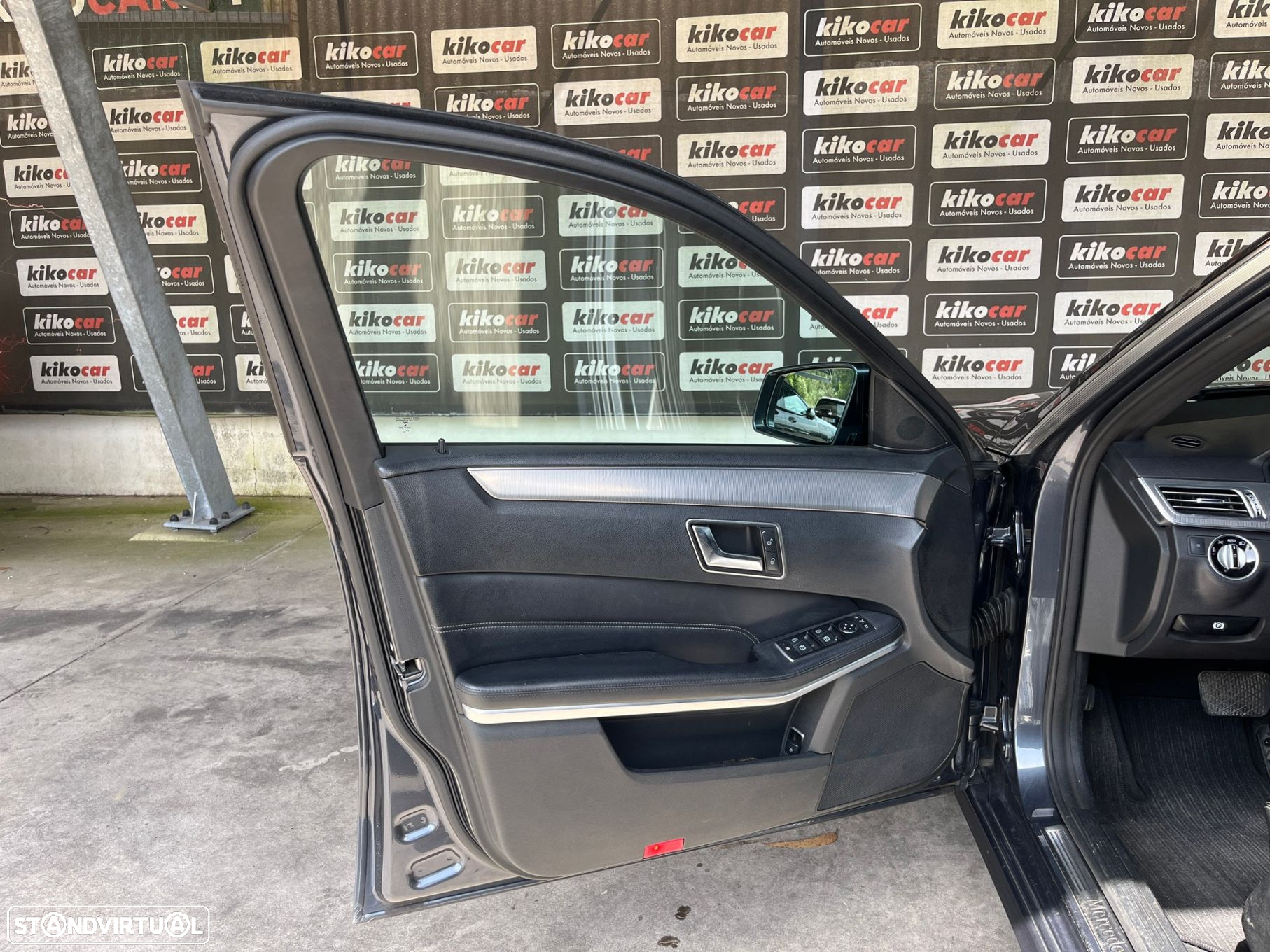 Mercedes-Benz E 300 Bluetec Hybrid Avantgarde - 13