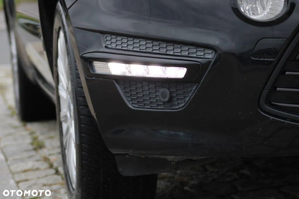 Ford S-Max 2.0 TDCi DPF Titanium - 30