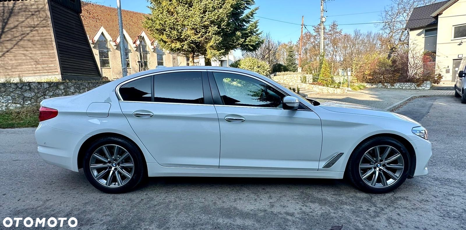 BMW Seria 5 520d Efficient Dynamics Edition - 6